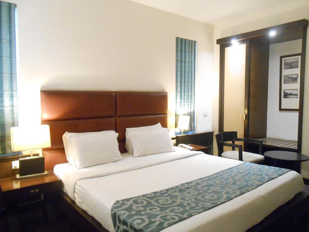 Hotel Metropole Calcutta Exteriör bild