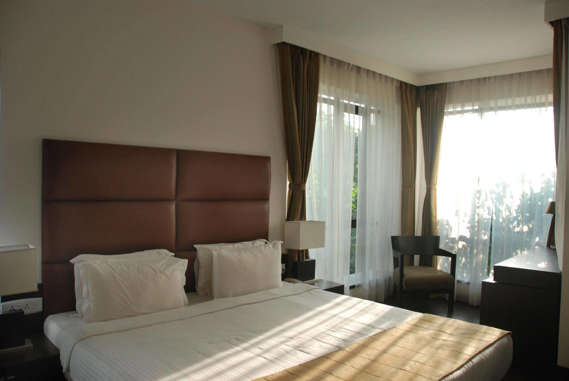 Hotel Metropole Calcutta Exteriör bild