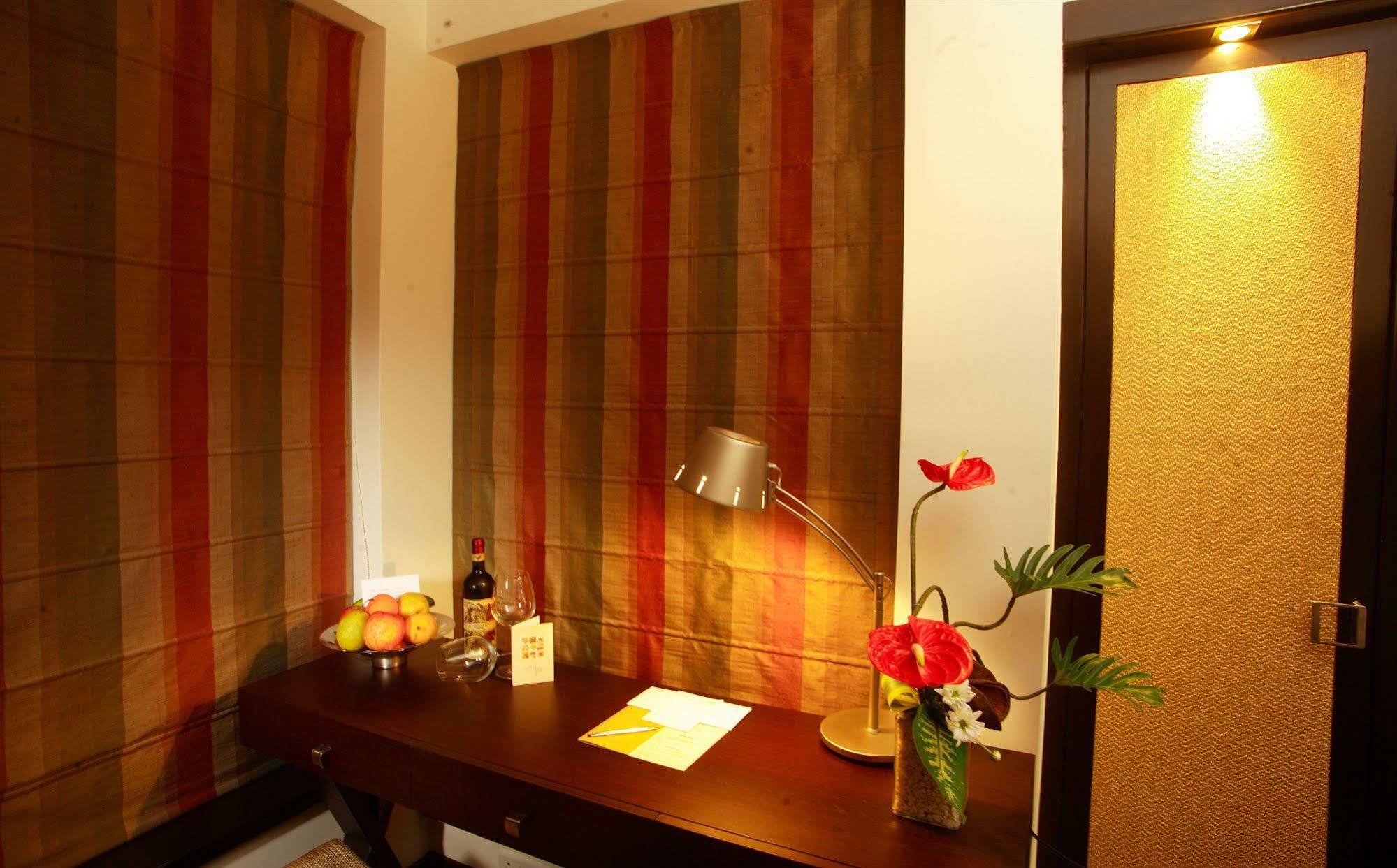 Hotel Metropole Calcutta Exteriör bild