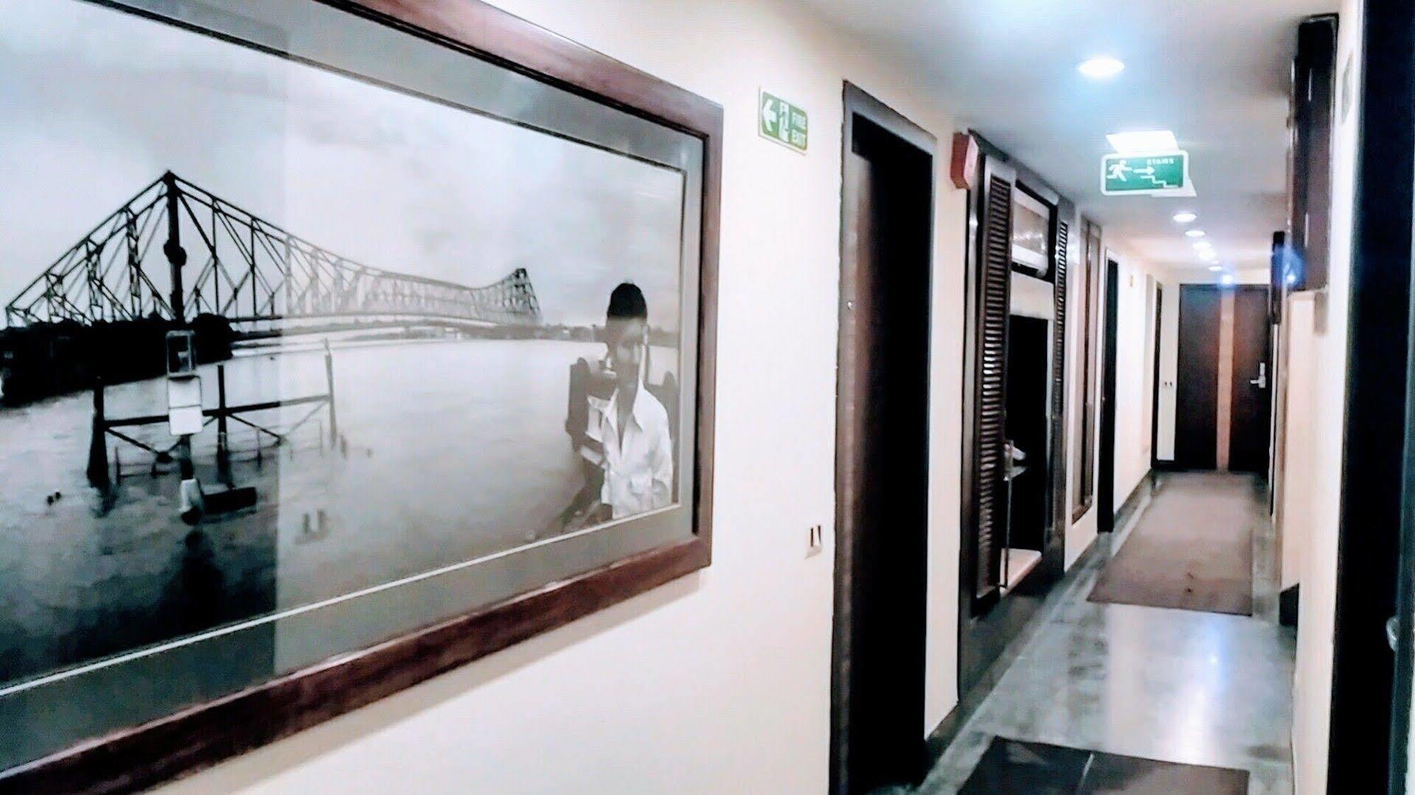 Hotel Metropole Calcutta Exteriör bild